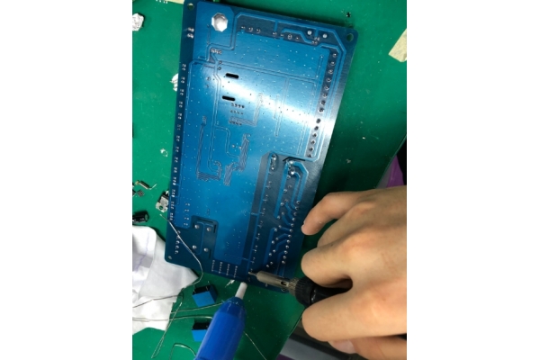 專業SMT加工的常見元器件返修簡述